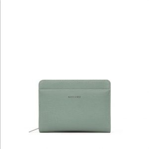 MATT & NAT WEBBERSM wallet